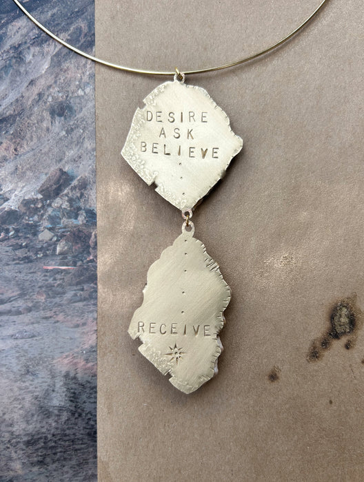 Seashell fragment choker