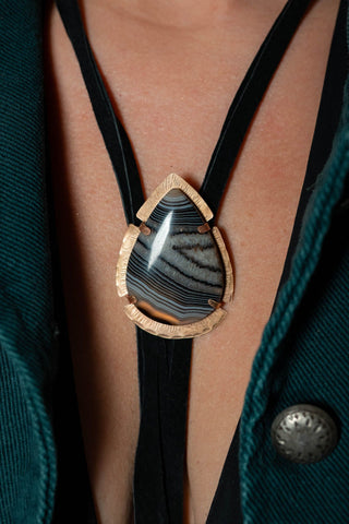 Black lace agate bolo tie