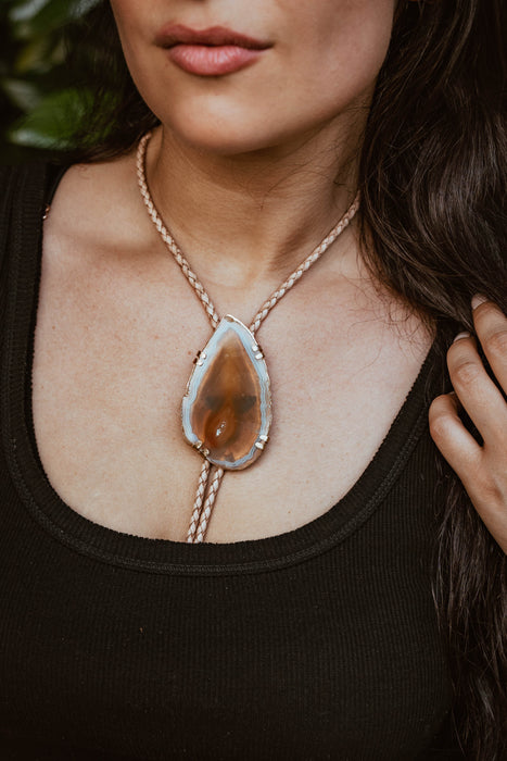 Cream Lace Agate bolo tie - "Go Your Own Way" Fleetwood Mac