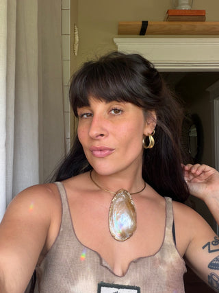 Golden Mother of Pearl Choker Necklace