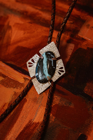 “White River” rare Turquoise bolo tie