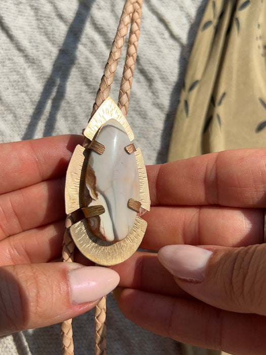 Tan Picture Jasper bolo tie