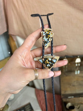Dark Moon double bolo
