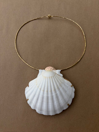 Statement Shell Necklace