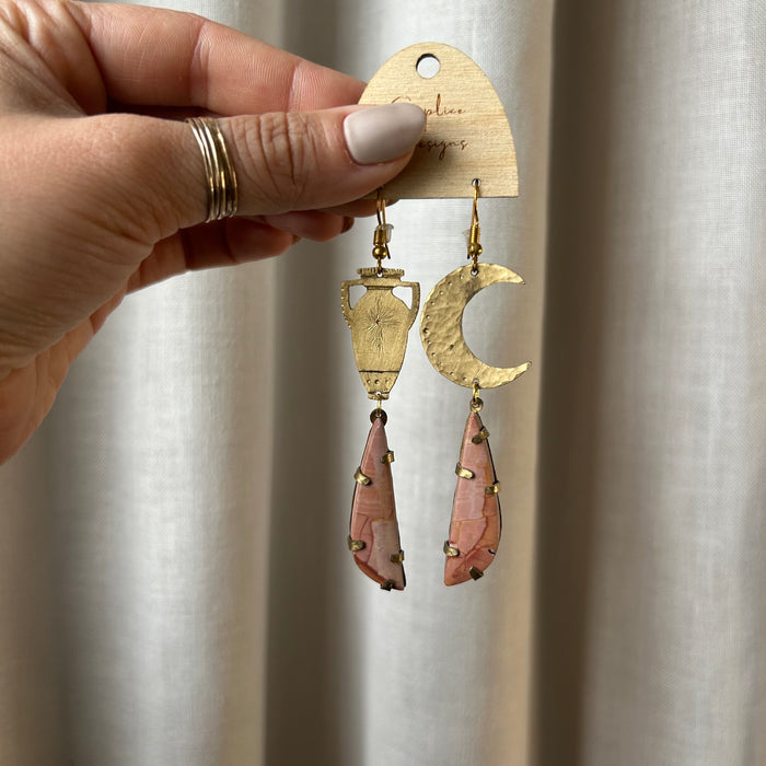 High detail vase and moon earrings with picture Jasper