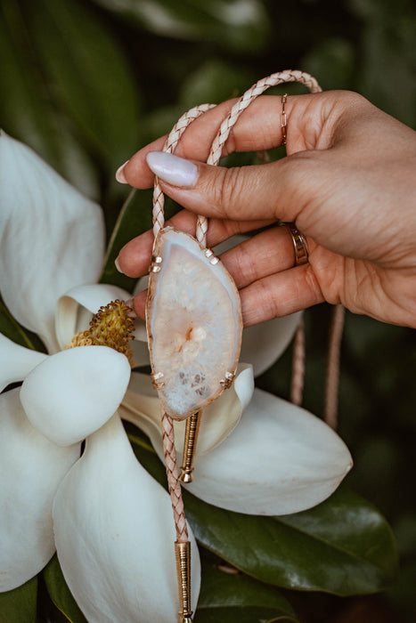 Cream Lace Agate bolo - Poem (Mother Piece)