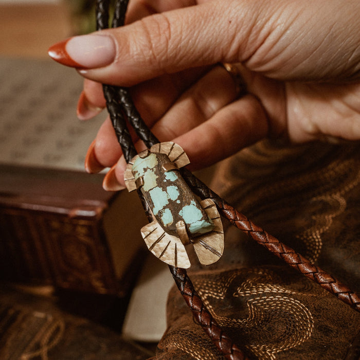 Simple Turquoise bolo tie